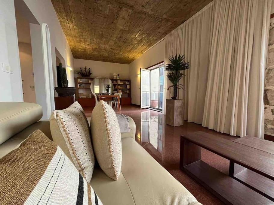 Luxury Beachfront Las Canteras Apartment Las Palmas / Gran Canaria